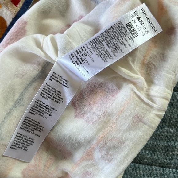 TOPSHOP Floral Embroidered Boho 100% Cotton Mini Skirt | 6 - Picture 8 of 11